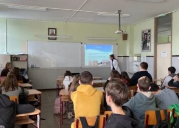 Kako reći „ne“ rizičnim navikama – predavanje za učenike u Osnovnoj školi „Jan Amos Komenski“