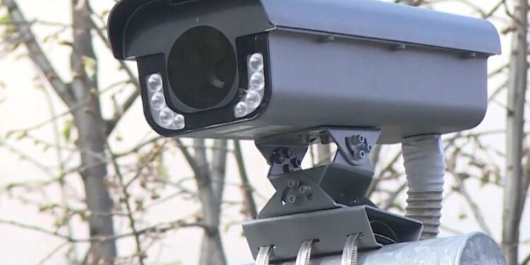 СА КОЈЕ ДАЉИНЕ КАМЕРЕ ЗАИСТА СНИМАЈУ?