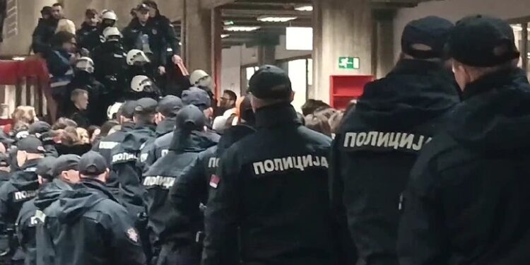 KADA DUŠEK ZAMENI KNJIGU