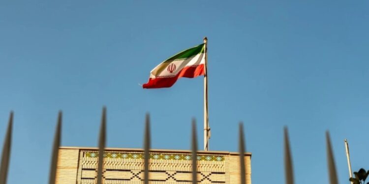 NEMIRI U IRANU: TEHERAN TVRDI DA DRŽI KONTROLU