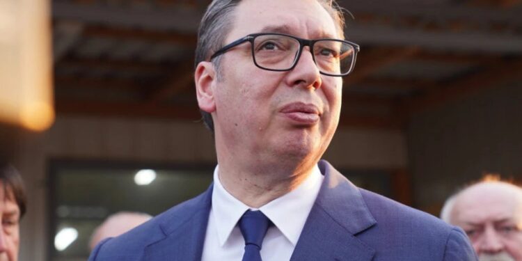 ВУЧИЋЕВА ПОРУКА ОДЈЕКНУЛА У СВЕТУ