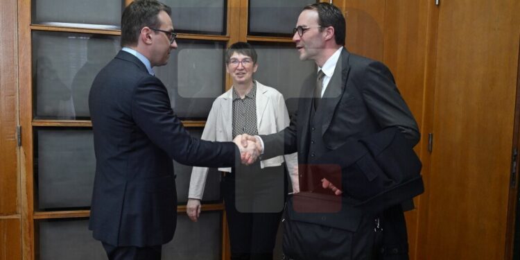 Петковић немачким званичницима пренео озбиљну забринутост због положаја Срба на КиМ: Србима на КиМ угрожена основна права због једностраних потеза Куртија