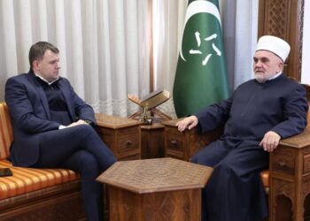 DRŽAVA KOJA POŠTUJE