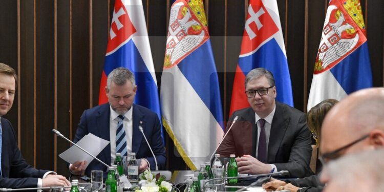 ПЕТРОВАЦ КАО ПОЛИТИЧКА ПОРУКА