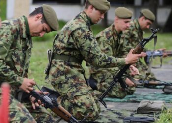 VUČIĆ PRED VOJNIM VRHOM: SPREMNOST SRBIJE NA PROVERI