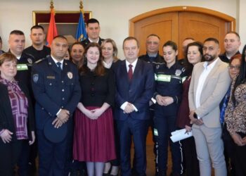 JAKA POLICIJA: Podrška manjinama kao stub bezbednosti