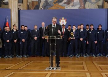 ВУЧИЋ О ШАМПИОНИМА: Понос Србије