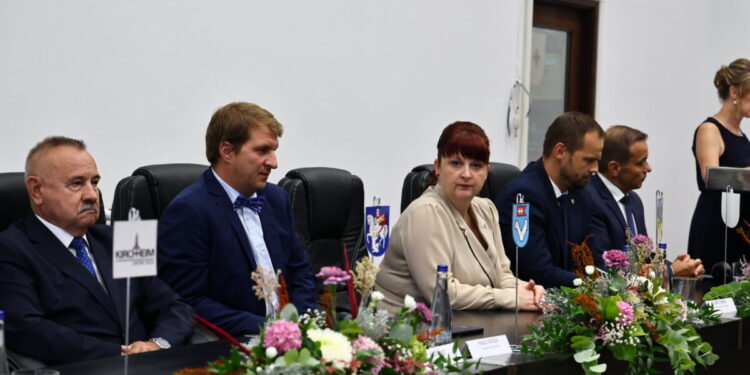 BAČKI PETROVAC: SNAGA LOKALNE DIPLOMATIJE