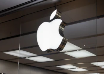 Foto: shutterstock.com/JHVEPhoto, ilustracija