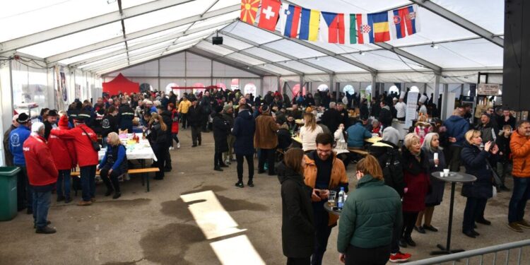 Најбоље српско јело – кулен из Петровца – чека вас на Кобасициjади