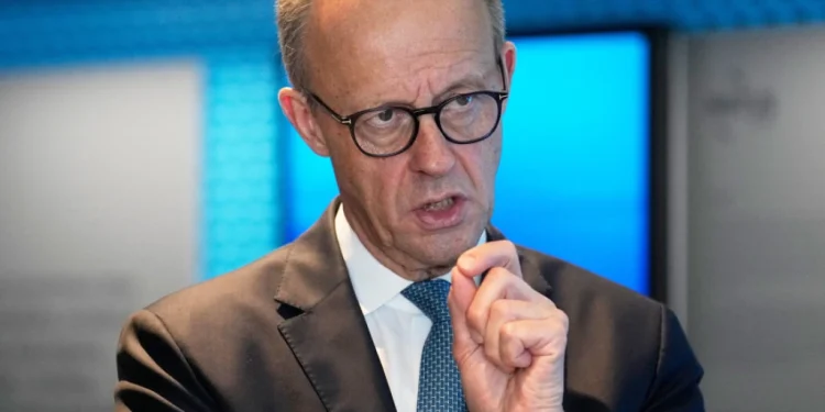 Foto: AP Photo, POOL/Martin Meissner