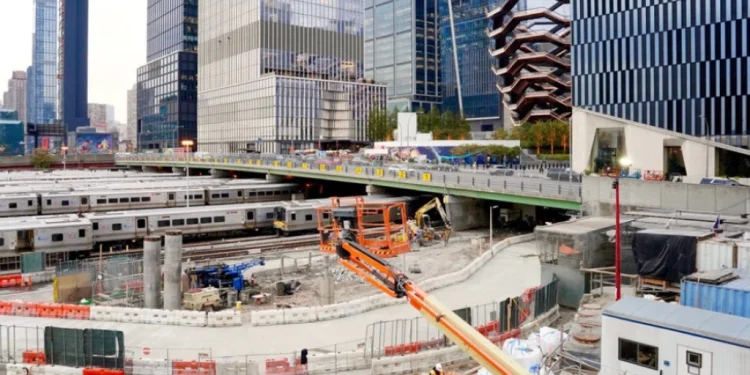 Foto: Shutterstock.com/George Wirt, ilustracija