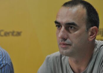 Poslušnici Dinka Gruhonjića ponovo ustali protiv Srpske pravoslavne crkve