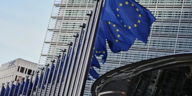 Foto: AP Photo, File/Virginia Mayo