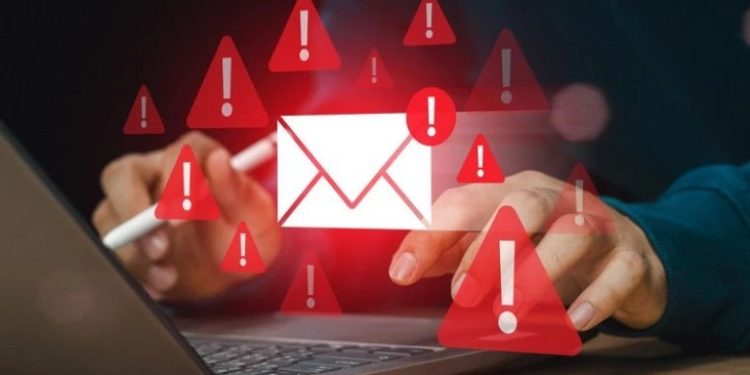 Foto: Shutterstock.com/earth phakphum, ilustracija