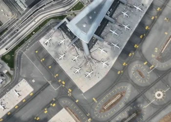 Foto: Shutterstock.com/aerial view istanbul, ilustracija