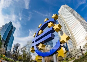 Foto: shutterstock.com/travelview, ilustracija