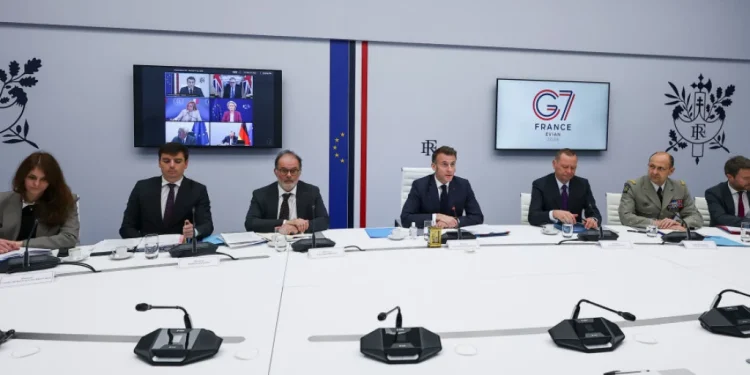 Foto: , Pool Photo via AP/Gonzalo Fuentes