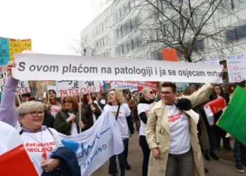 Foto: TANJUG/FOTO HINA/LANA SLIVAR DOMINIĆ