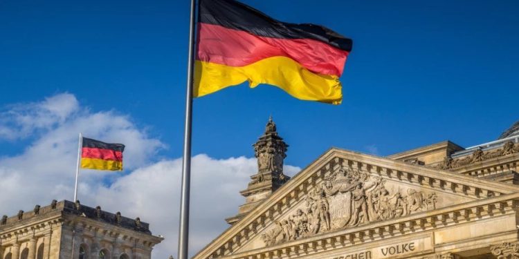 Foto: Shutterstock.com/canadastock, ilustracija