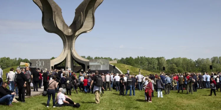 ТИШИНА ЗА НЕВИНЕ: 19. април посвећен жртвама Јасеновца