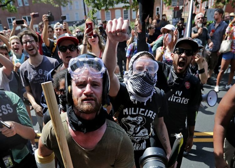 FOTO: Printskein, Chip Somodevilla—Getty Images