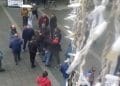 (VIDEO) Ludilo se nastavlja! Blokaderi se međusobno pobili u Sremskoj Mitrovici!