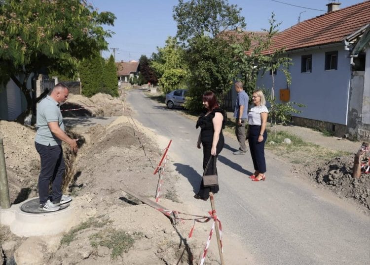 Opština Bački Petrovac - Obec Báčsky Petrovec